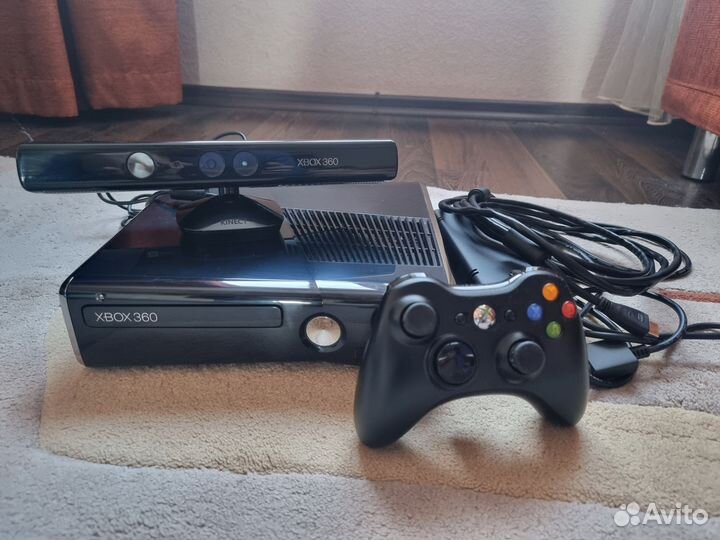 Xbox 360 slim 250Gb + kinect, freeboot
