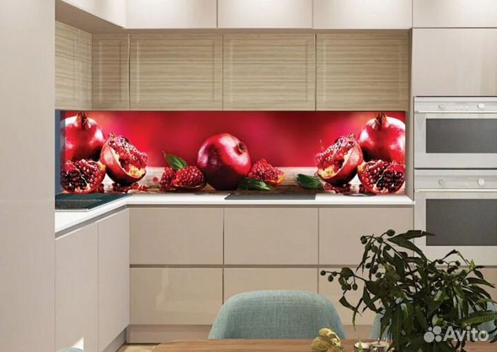 Фартук скинали для кухни из стекла