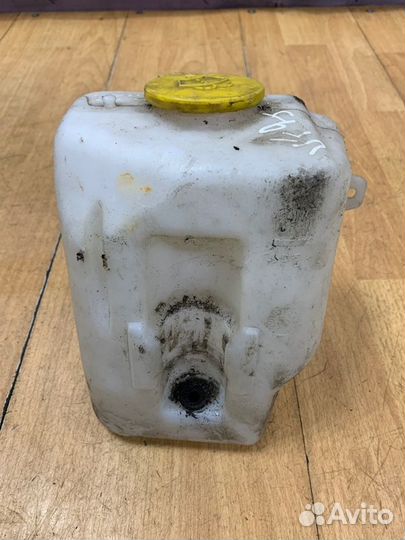 Бачок омывателя Opel Corsa C