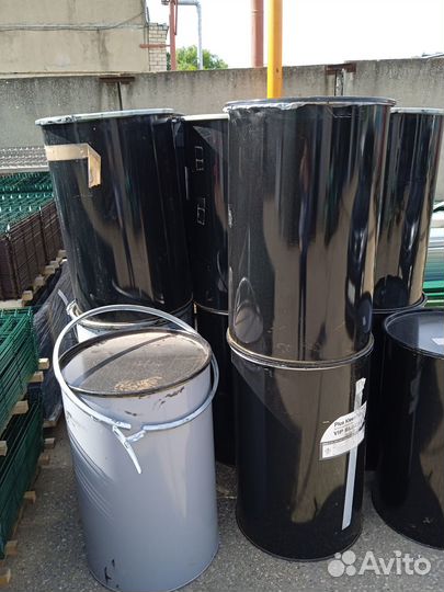 Бочка металлическая 200л с крышкой и хомутом