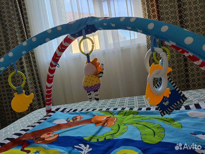 Развивающий коврик