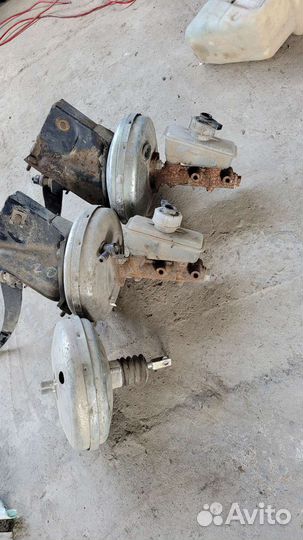 Вакуум в сборе с главным цилиндров ваз