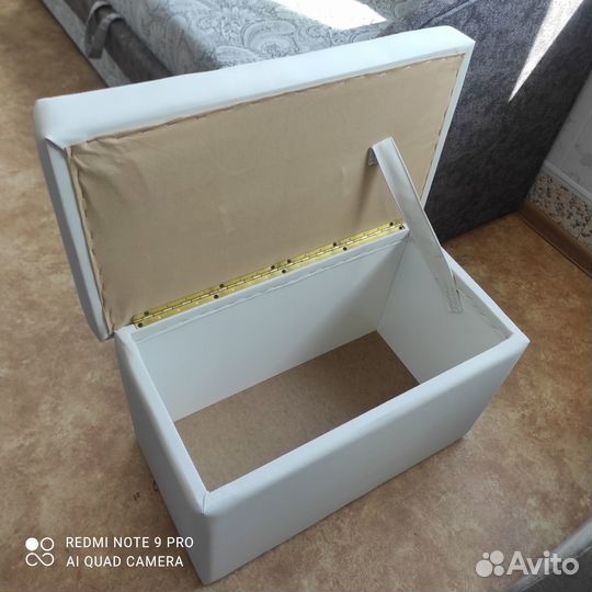 Пуфик с ящиком