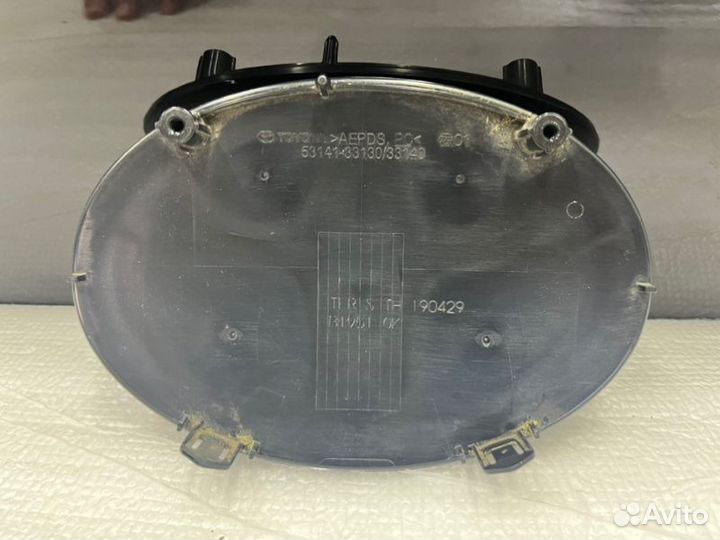 Эмблема передняя Toyota Camry V70 2017-2021