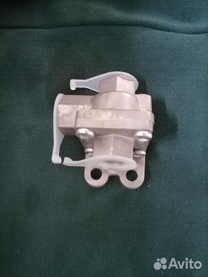 Клапан зил,камаз,маз перепускной двухмагистральный