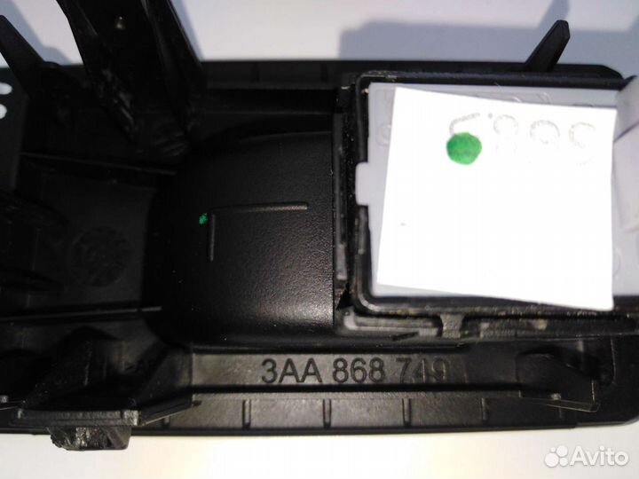 Продам кнопку стекло подъёмника на фольксваген