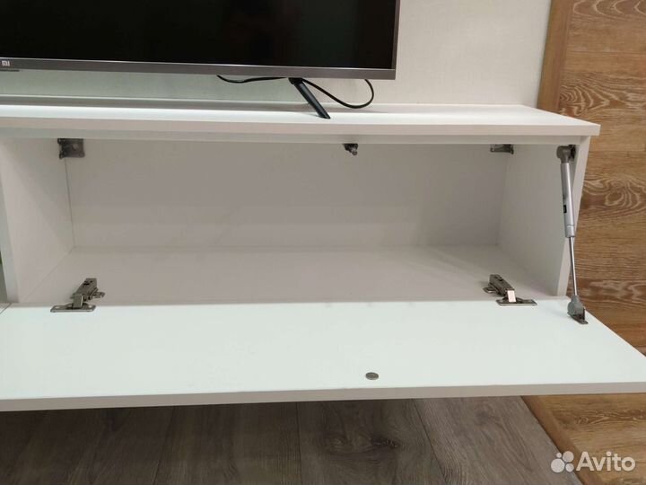 Подвесная тумба под тв