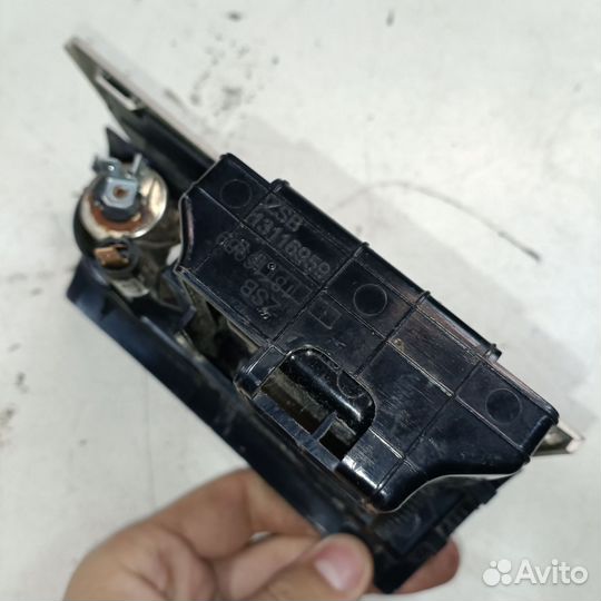 Блок управления стеклоподъёмниками VW Golf 4