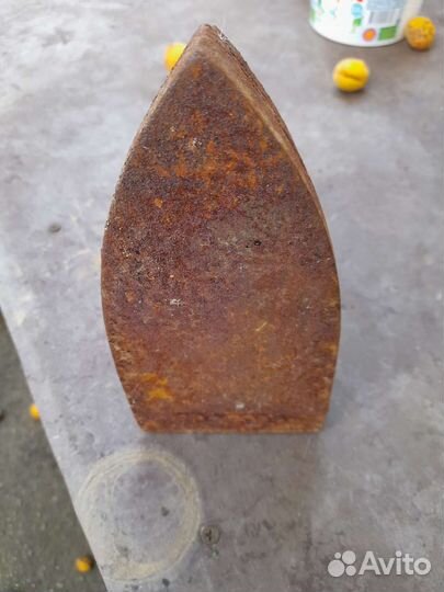 Утюг чугунный старинный