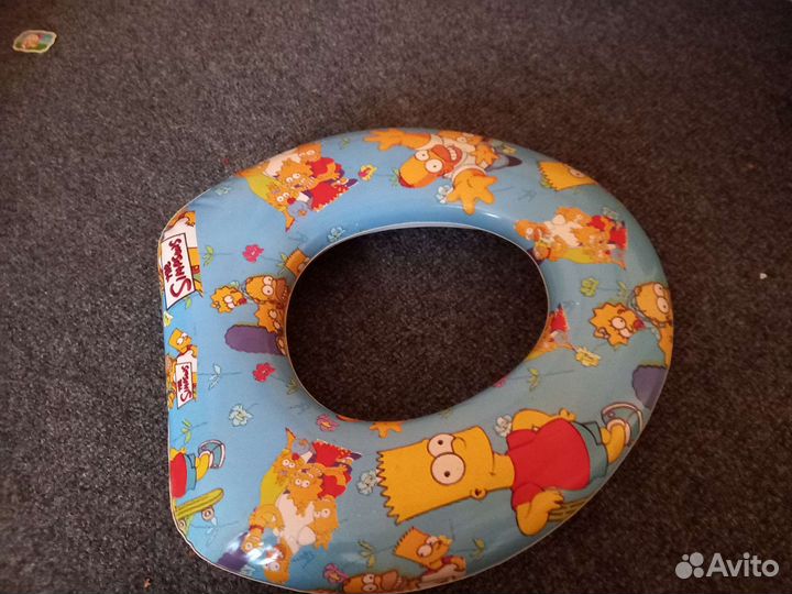 Детское сиденье на унитаз