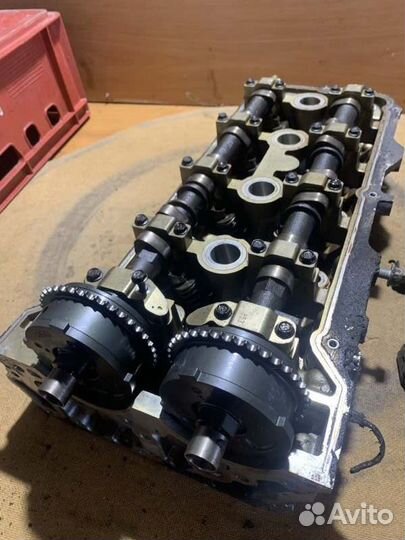 Головка блока цилиндров левая Cadillac Srx 265 4.6