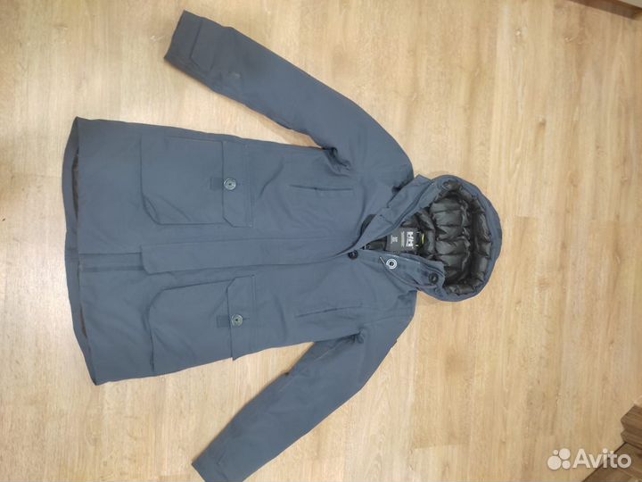 Женская парка Helly Hansen