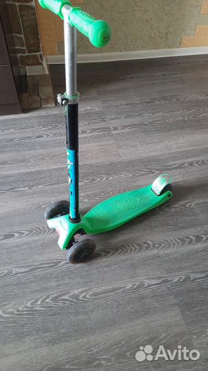 Самокат детский трехколесный