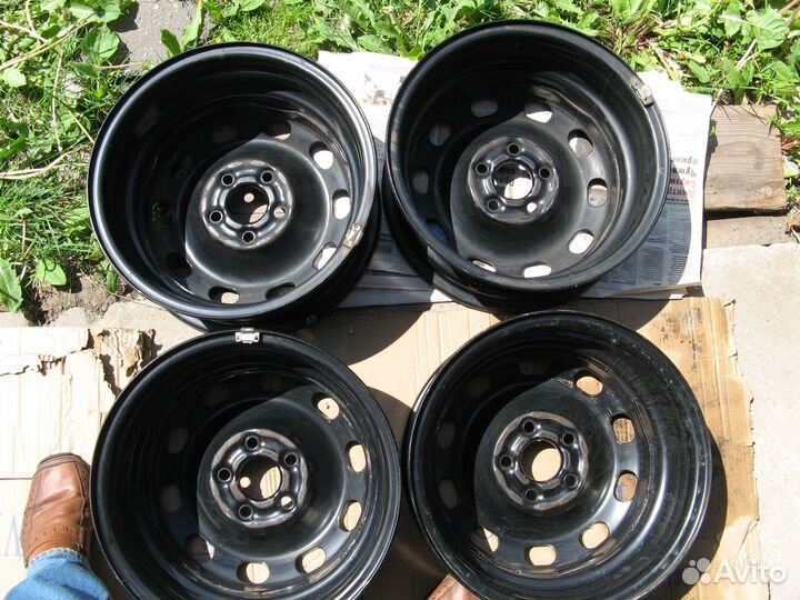 Диски штампованные r14 Skoda,Volkswagen,Golf 4шт