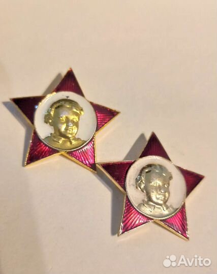 Значок октябренка