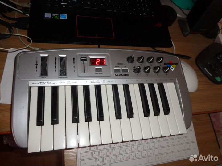 Midi-клавиатура M-Audio Oxigen 8