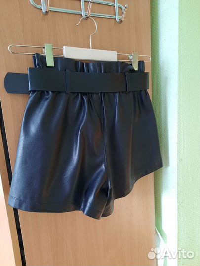 Шорты из экокожи