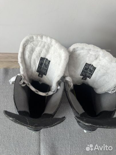 Коньки хоккейные 46 размер ссм