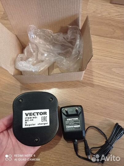 Зарядные устройства для Vector
