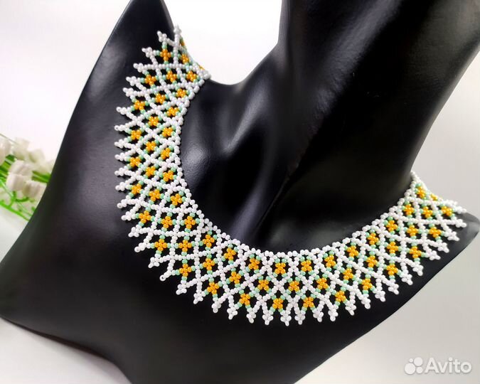 Колье воротник из бисера в этническом стиле