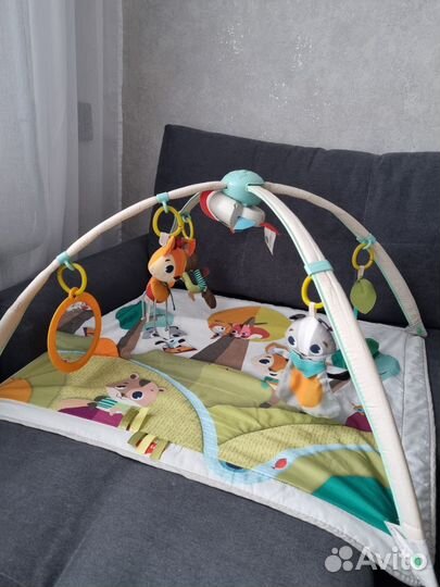 Развивающий коврик tiny love