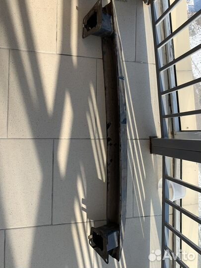 Усилитель бампера volkswagen passat b7