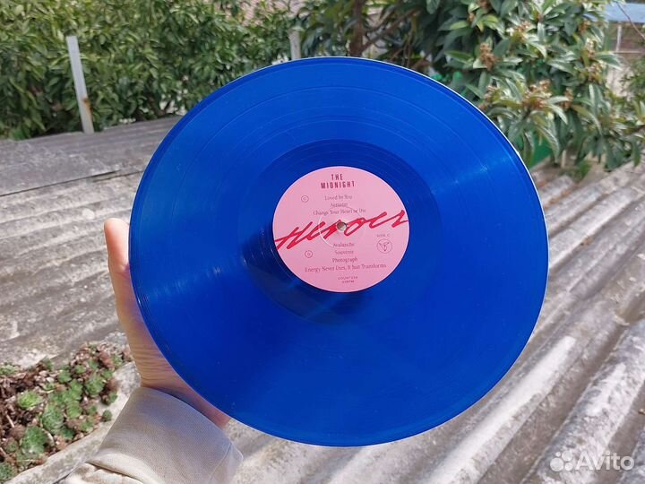 The Midnight - Heroes (trancelucent blue 140g lp)