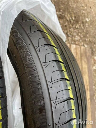 Bridgestone Turanza T001 225/55 R17