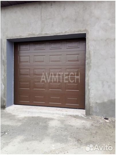 Секционные ворота для гаража