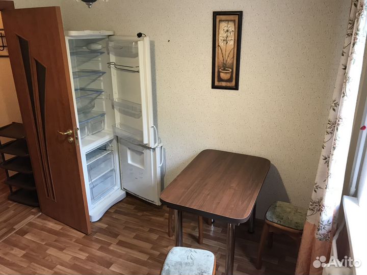 Кухонный стол бу