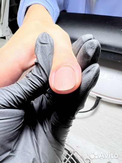 Маникюр,педикюр