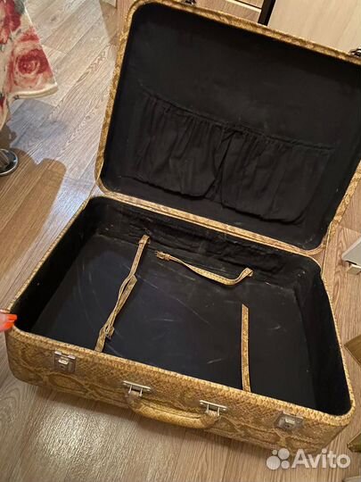 Чемоданы времен СССР