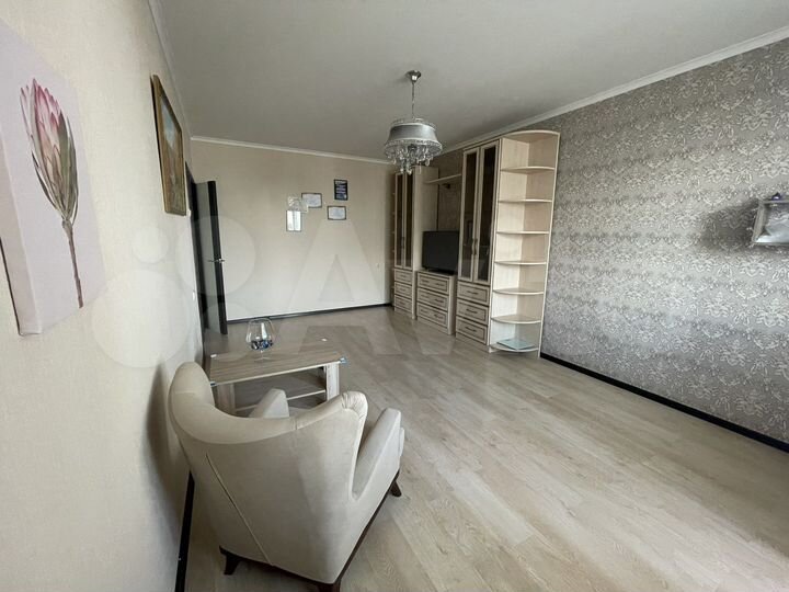 3-к. квартира, 80 м², 15/17 эт.