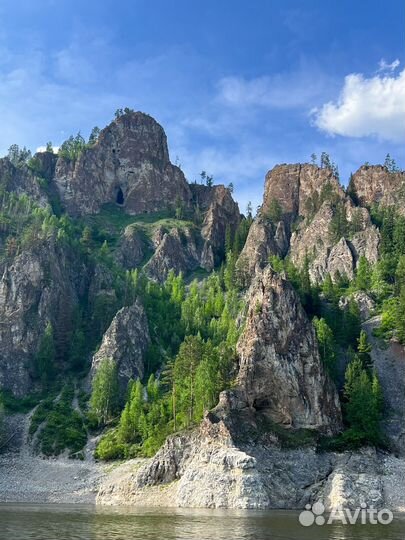 Прогулки на катере по красноярскому морю