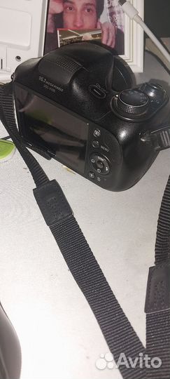 Фотопарат Sony DSC-H300