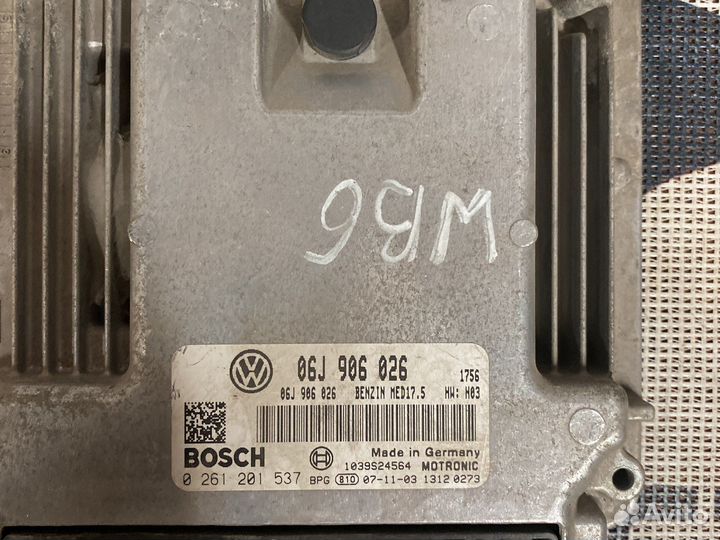 Блок управления двигателем VAG 06J906026