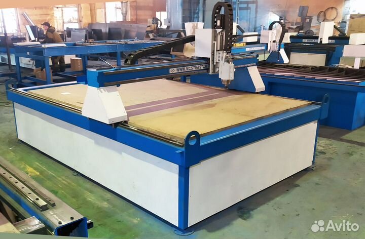Фрезерный станок с чпу по дереву, 1550х3030мм