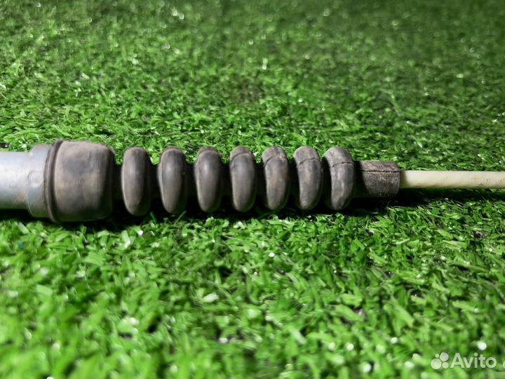 Трос стояночного тормоза задний левый Toyota