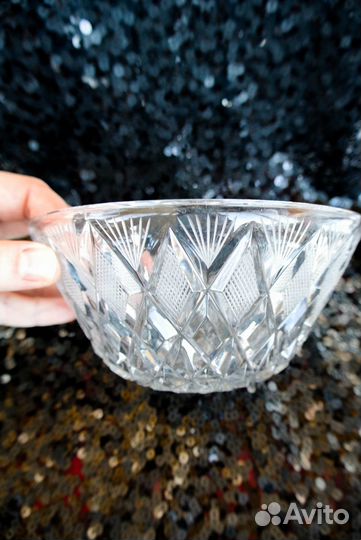 Хрустальная конфетница