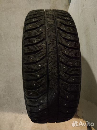 Bridgestone Ice Cruiser 7000 205/55 R16 91T
