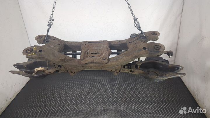 Балка подвески задняя Toyota Avensis 3, 2009