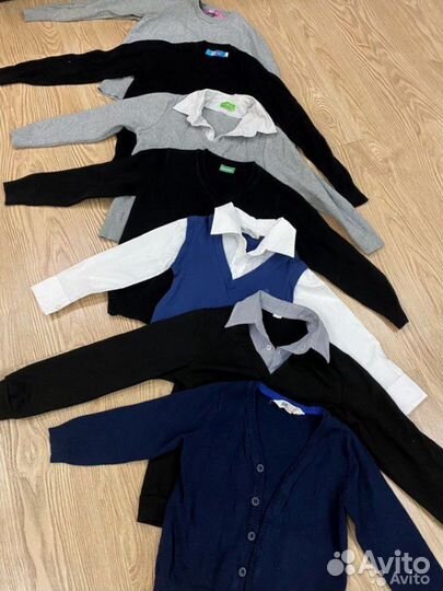 Рубашки и кофты для школы