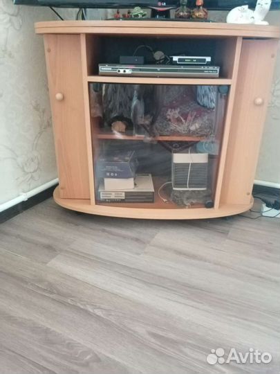 Тумба под телевизор бу