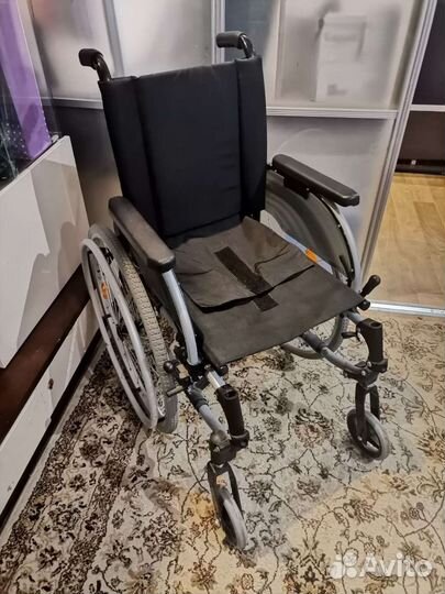 Инвалидная коляска новая
