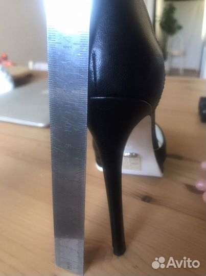 Туфли новые Мэри Джейн 37