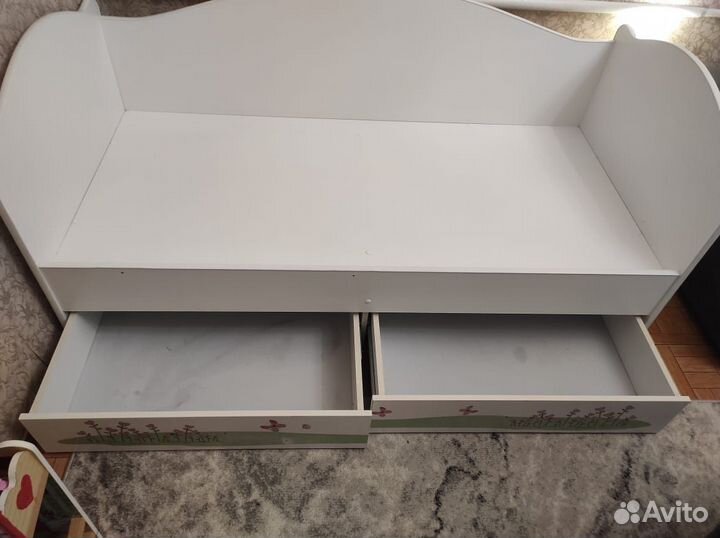 Детская кровать с матрасом