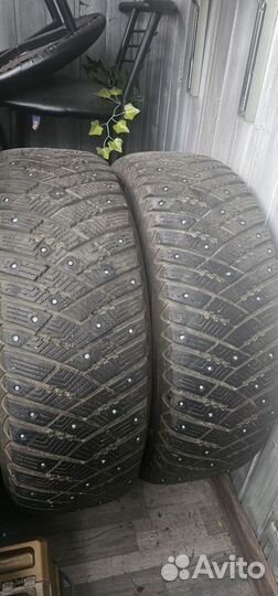 Goodyear UltraGrip Ice Arctic SUV 225/65 R17 110T