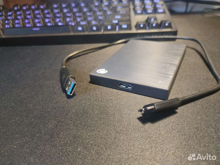 Портативный жесткий диск seagate