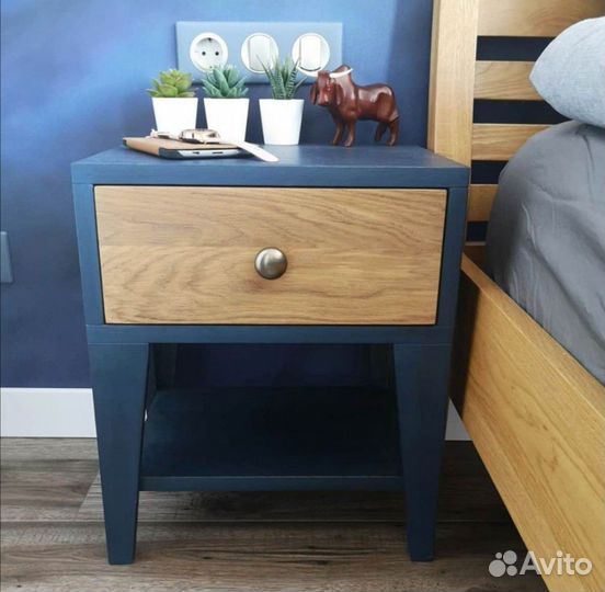 Тумба прикроватная