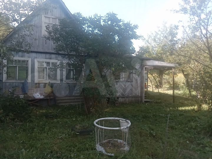 Дача 28 м² на участке 7,7 сот.